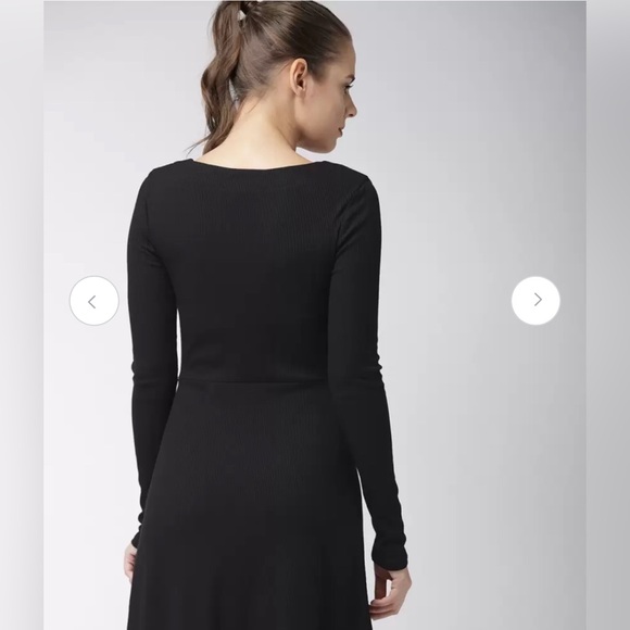 Forever 21 Black Long Sleeve V Neck Mini Dress. Size M. - Picture 2 of 8